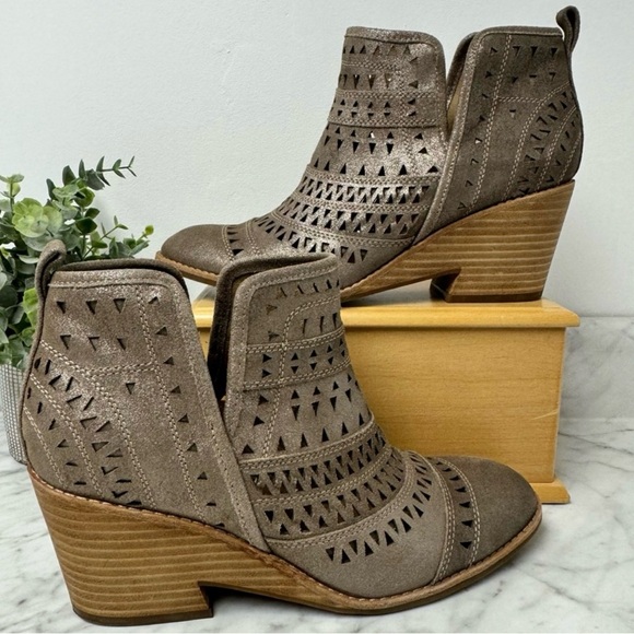 Sofft Sallie Leather Ankle Boot - Size 10 M - Picture 7 of 11